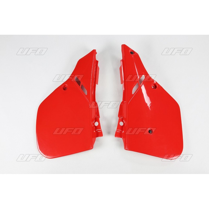 Ufo Boczki Tylne Honda Cr 125 '87-88, Cr 250 '87, Cr 500 '87-88 Kolor Czerwony (Ufo Red)