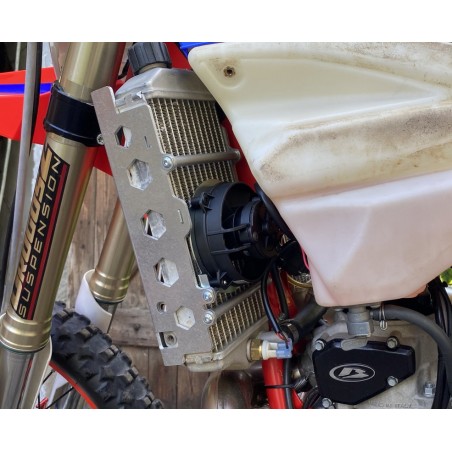 Osłony chłodnicy + wentylator Beta 250/300RR 20-23/ RR 4T 20-21