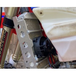 Osłony chłodnicy + wentylator Beta RR 4T 2022-23